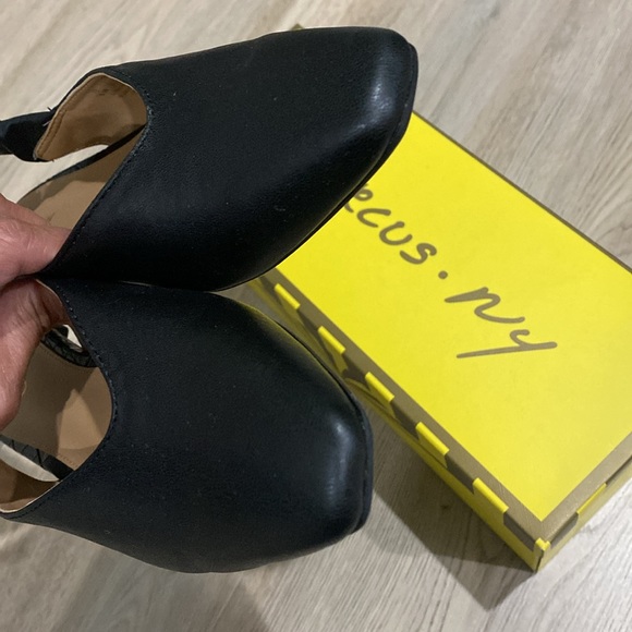 Circus NY by Sam Edelman Omina Flats BNIB - Picture 5 of 6